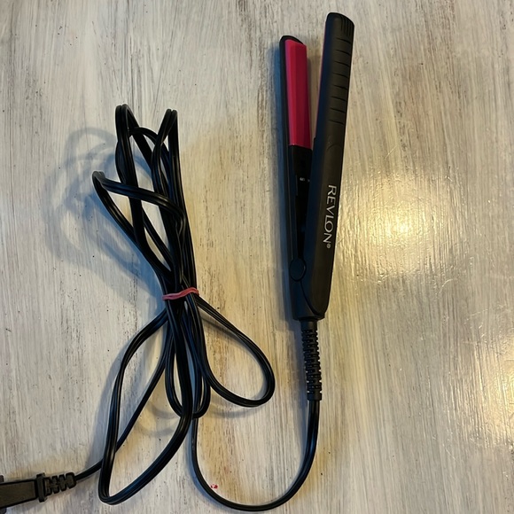 Revlon Hair Revlon Mini Flat Iron Poshmark